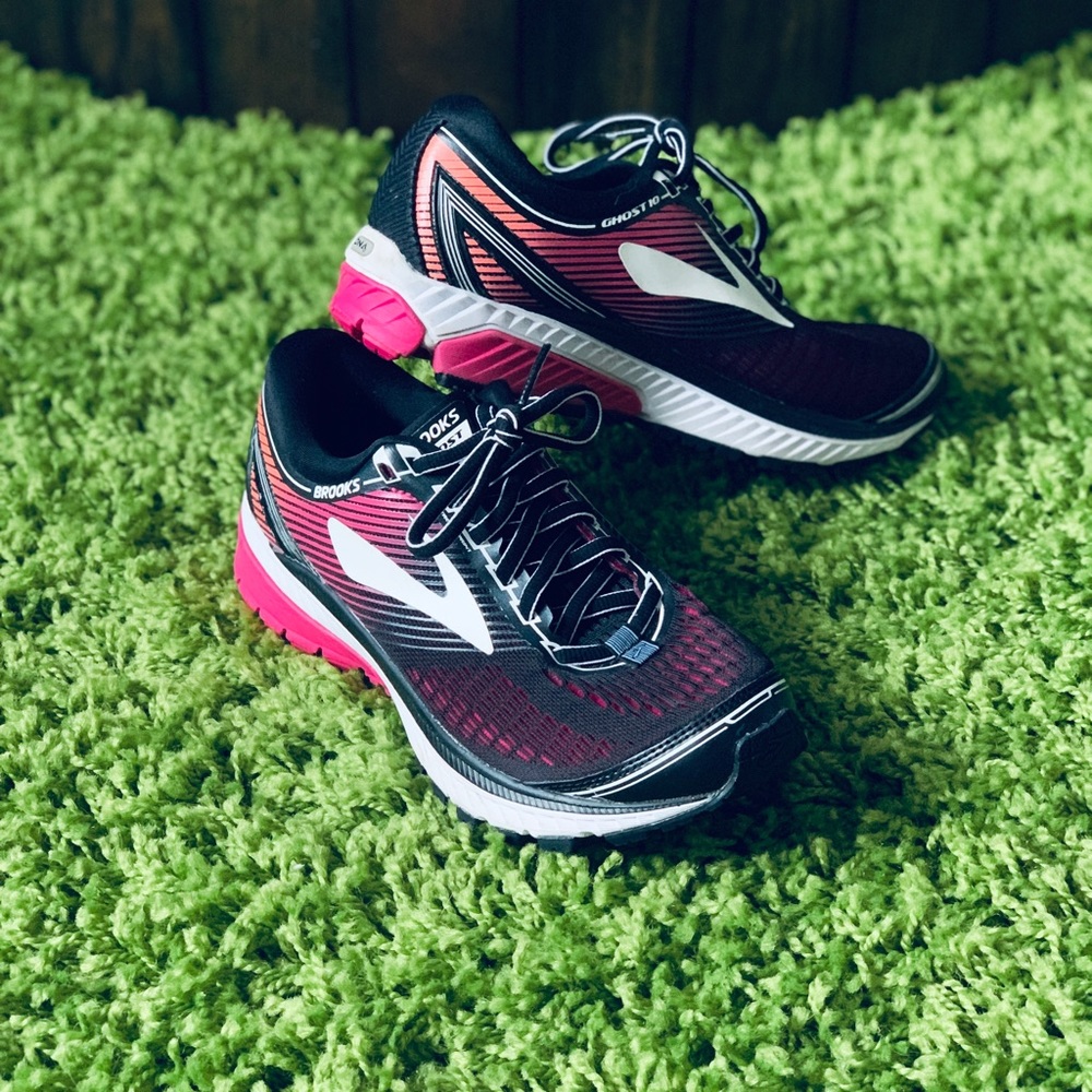 Running shoes